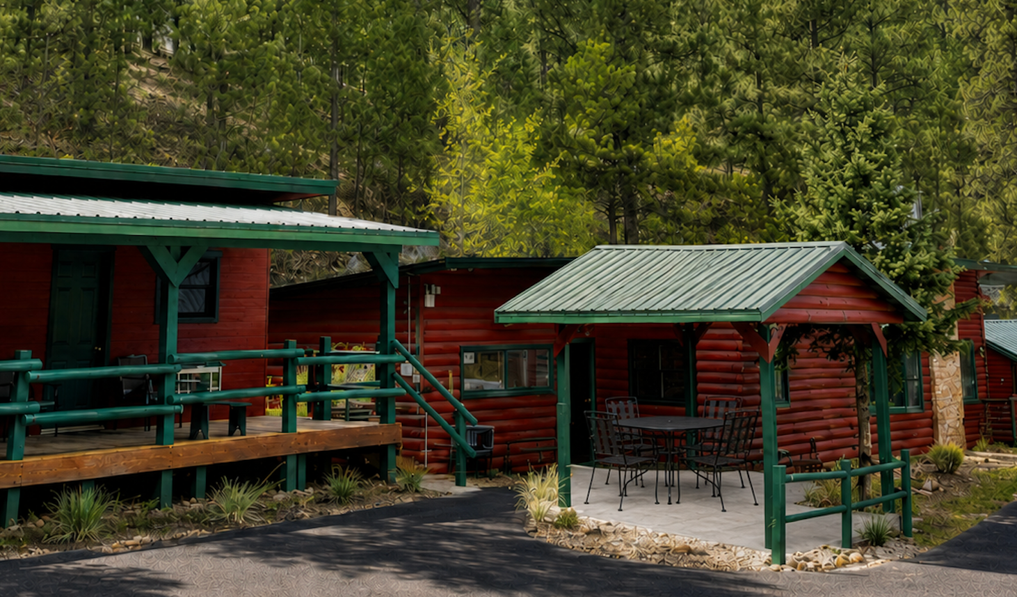 House 1 at Ponderosa Pines Inn and Cabins